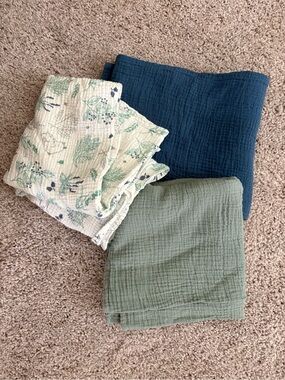 Amazon Muslin Throw Set in Blue, Sage & Cream